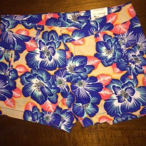 Stylus Shorts Exotic Floral